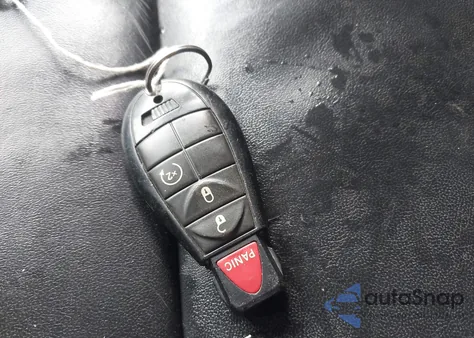 2011 Jeep Grand Cherokee Laredo z USA, uszkodzony, nr VIN 1J4RR4GG1BC701763